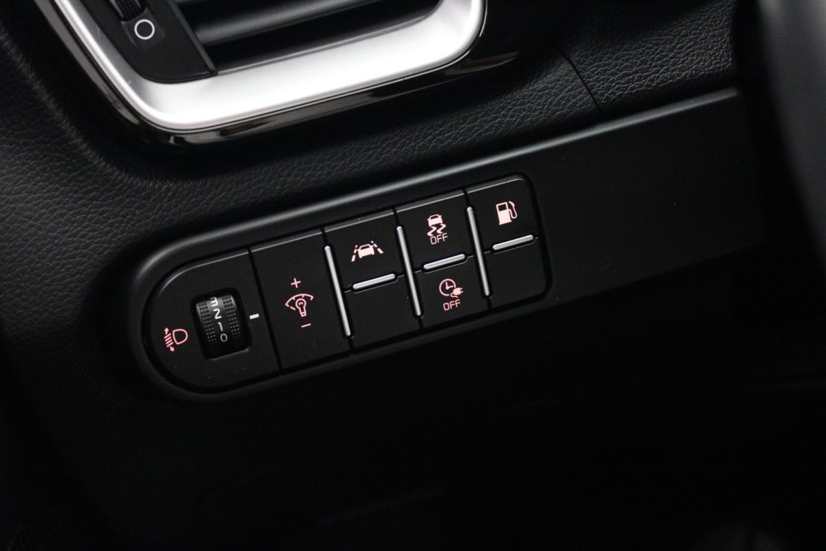 kia-xceed-2022-hibrido-a-gasolina-1580cc