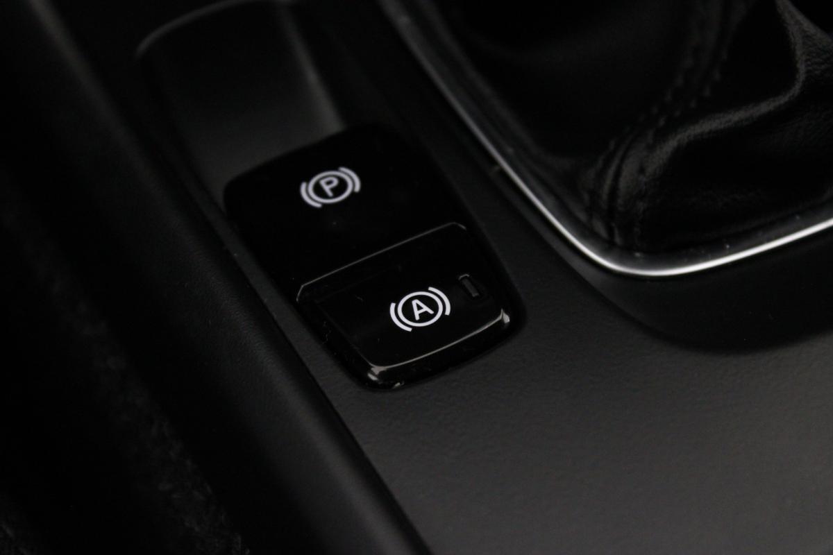 volvo-xc40-2019-diesel-1969cc