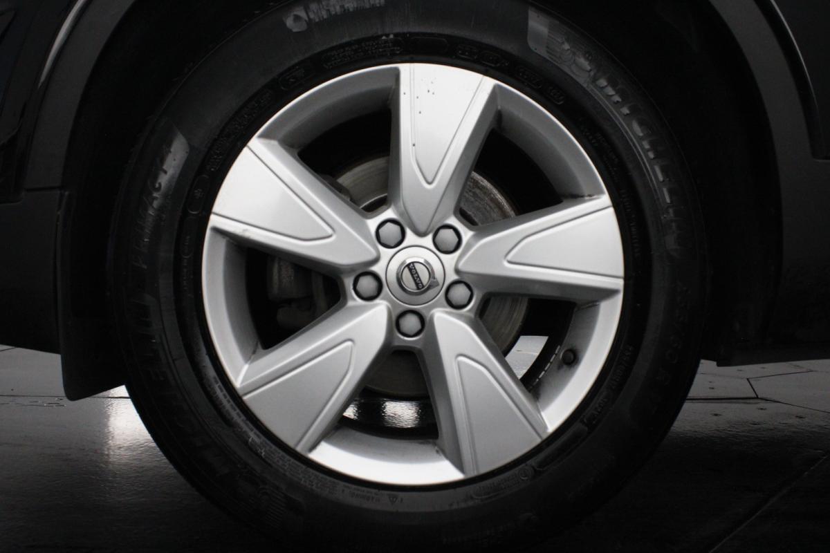 volvo-xc40-2019-diesel-1969cc