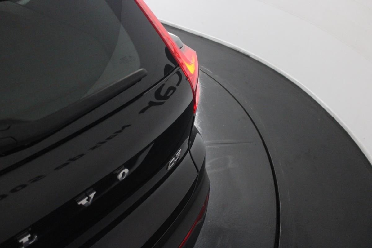 volvo-xc40-2019-diesel-1969cc