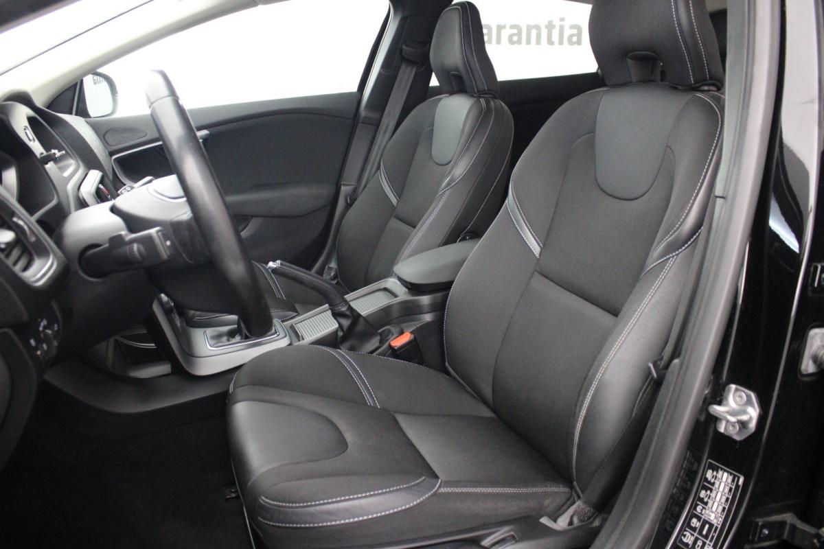 volvo-v40-2019-diesel-1969cc