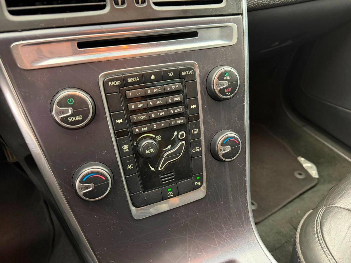 volvo-xc60-2012-diesel-1984cc