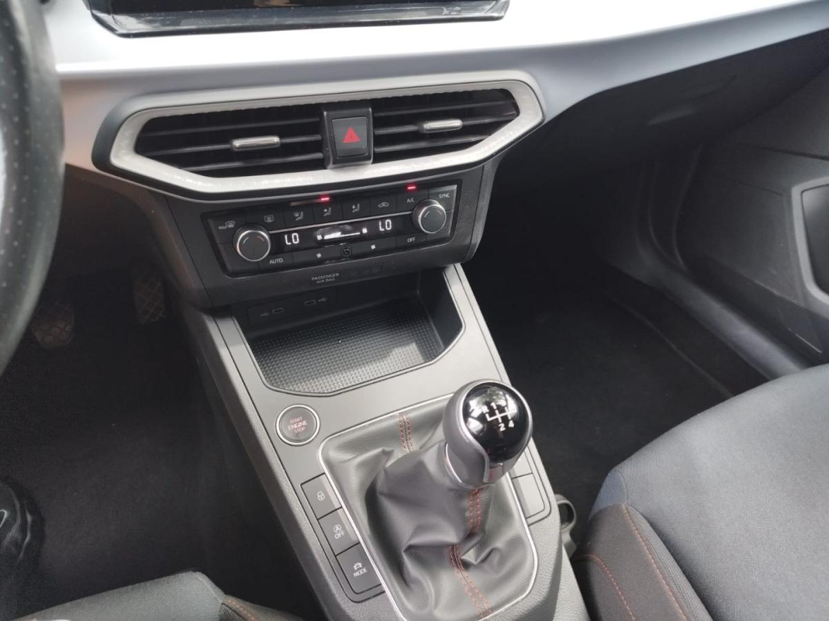 seat-ibiza-2022-gasolina-999cc