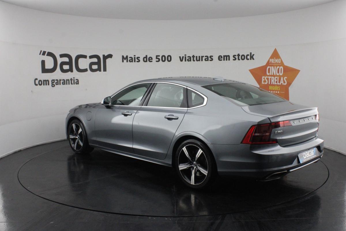 volvo-s90-2019-hibrido-a-gasolina-1969cc