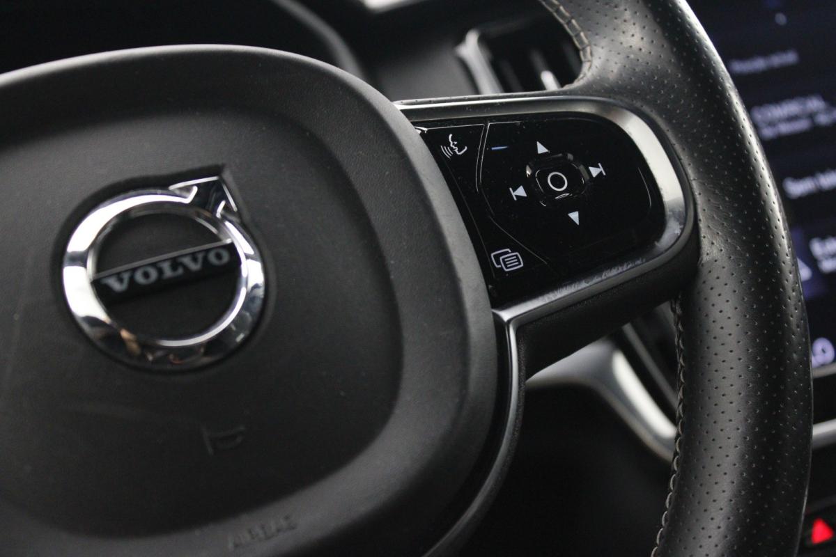 volvo-s90-2019-hibrido-a-gasolina-1969cc