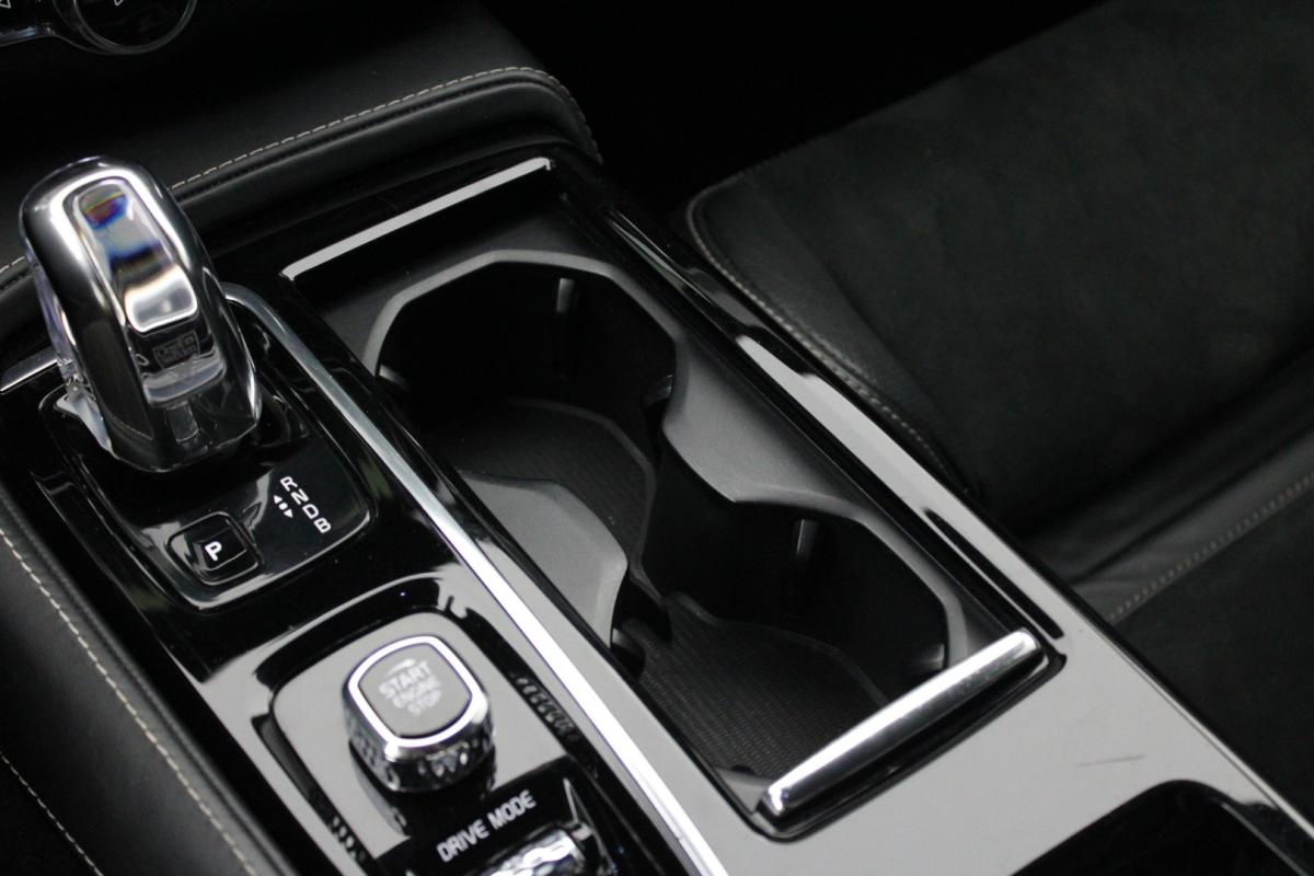volvo-s90-2019-hibrido-a-gasolina-1969cc
