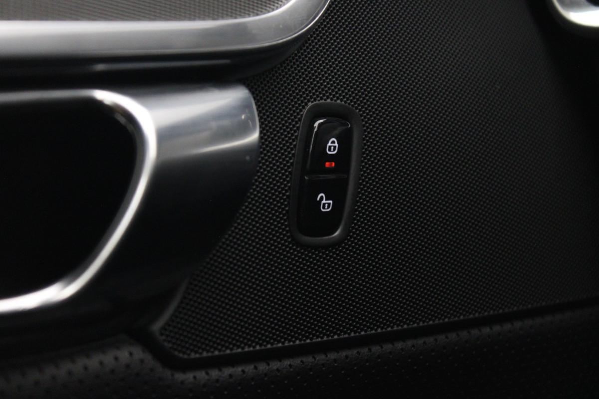 volvo-s90-2019-hibrido-a-gasolina-1969cc