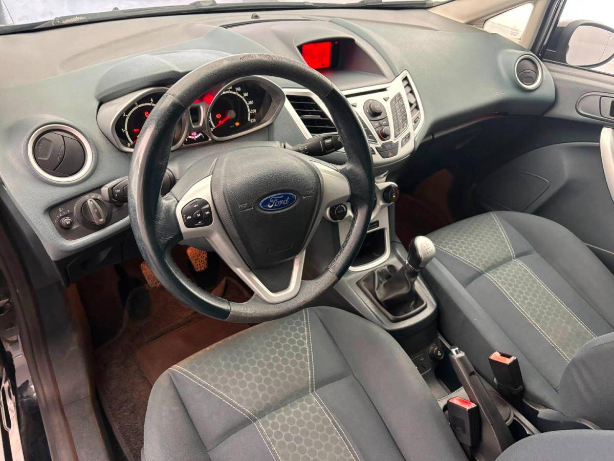 ford-fiesta-2010-gasolina-1242cc
