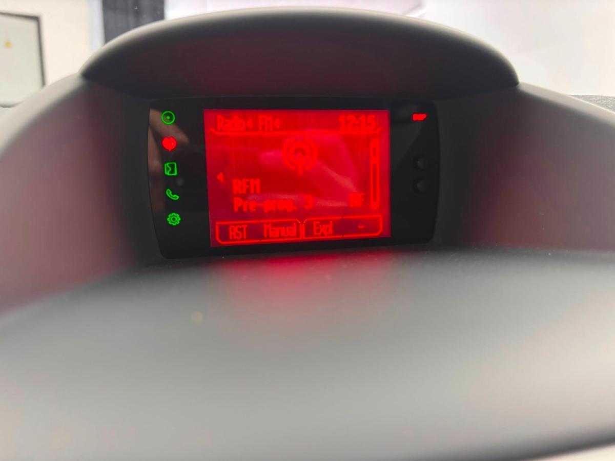 ford-fiesta-2010-gasolina-1242cc