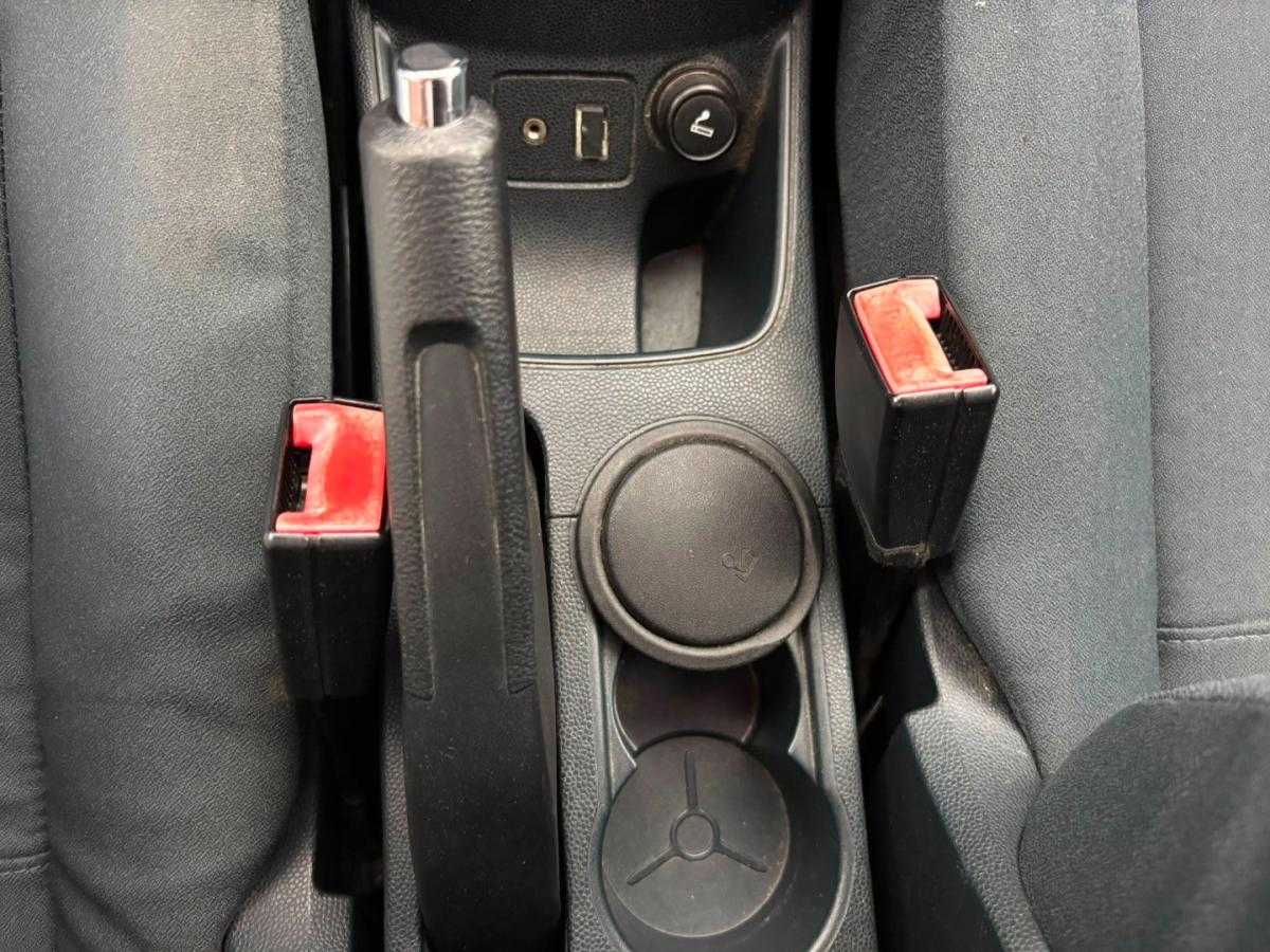 ford-fiesta-2010-gasolina-1242cc