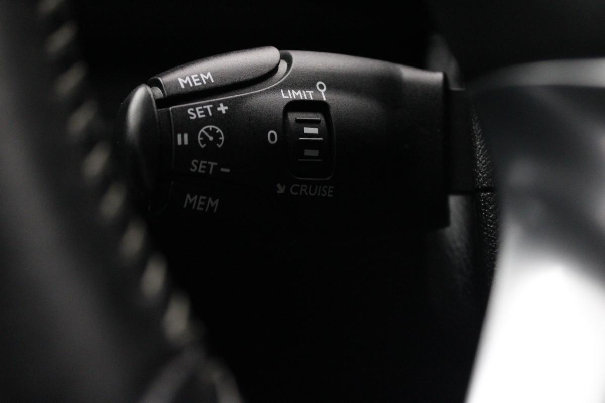 peugeot-308-2019-diesel-1499cc