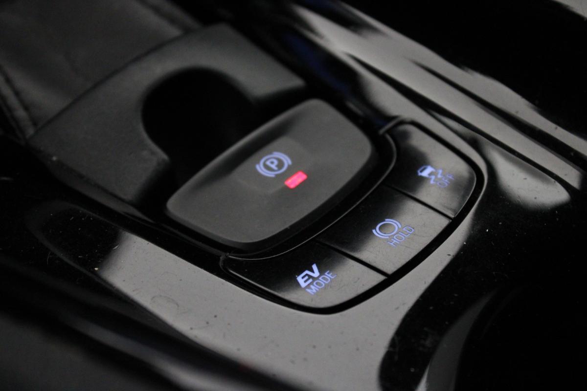 toyota-c-hr-2018-hibrido-a-gasolina-1798cc