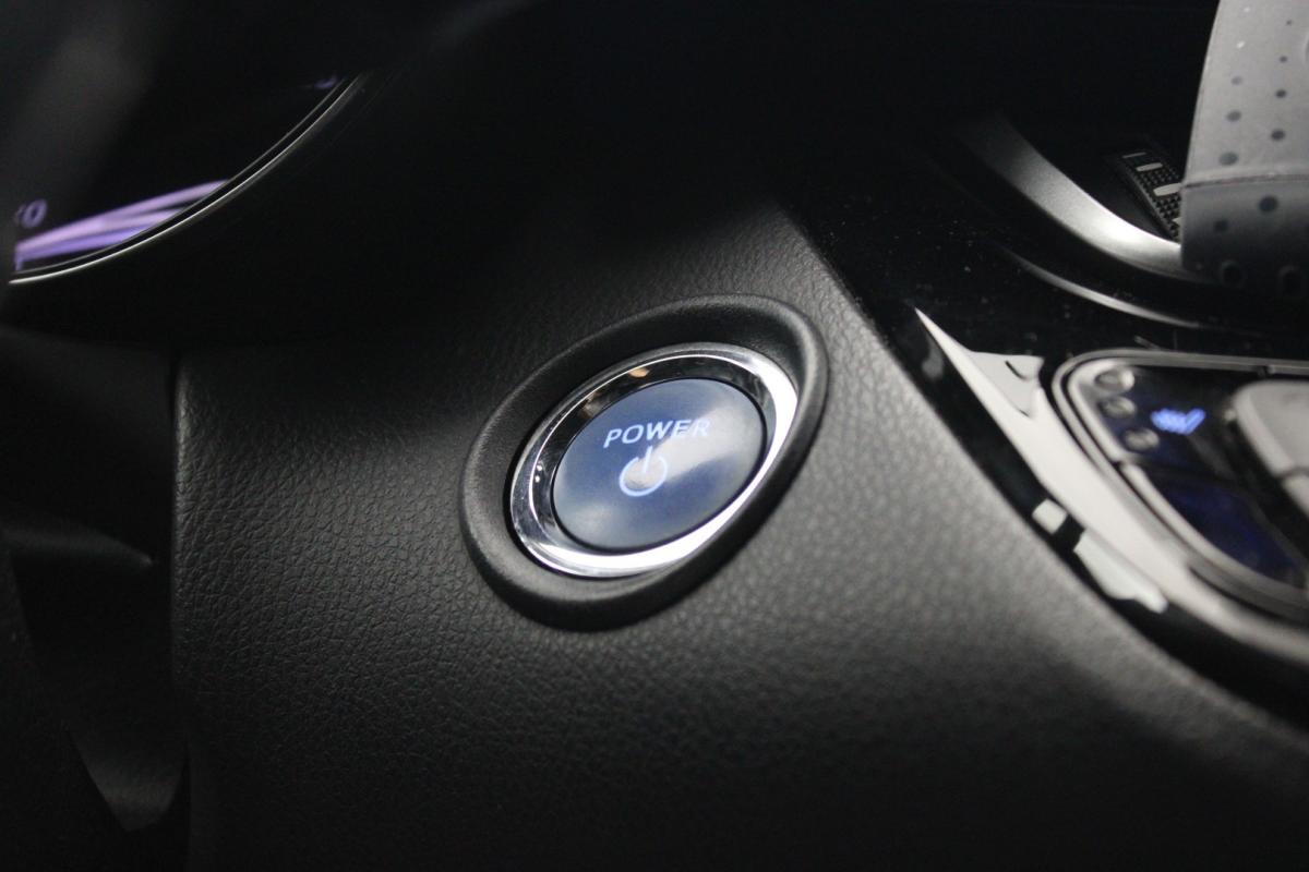 toyota-c-hr-2018-hibrido-a-gasolina-1798cc