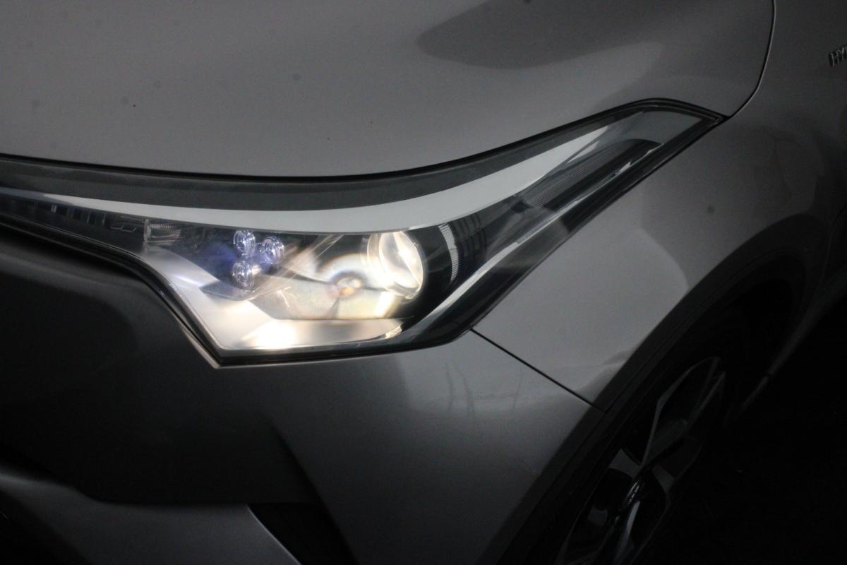 toyota-c-hr-2018-hibrido-a-gasolina-1798cc