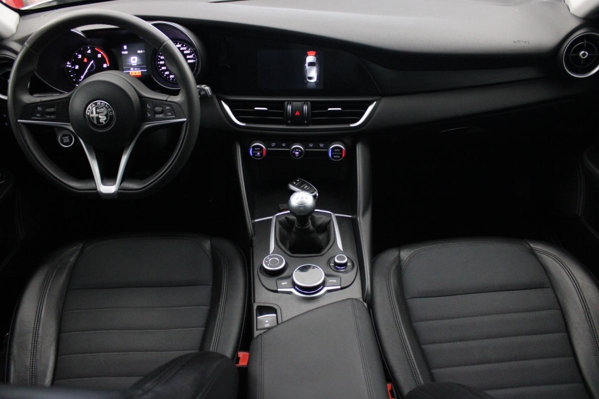 alfa-romeo-giulia-2018-diesel-2143cc