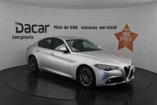 alfa-romeo-giulia-2018-diesel-2143cc