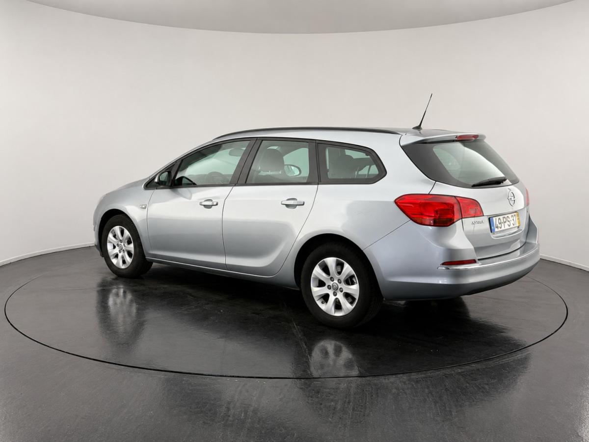 opel-astra-2015-diesel-1598cc