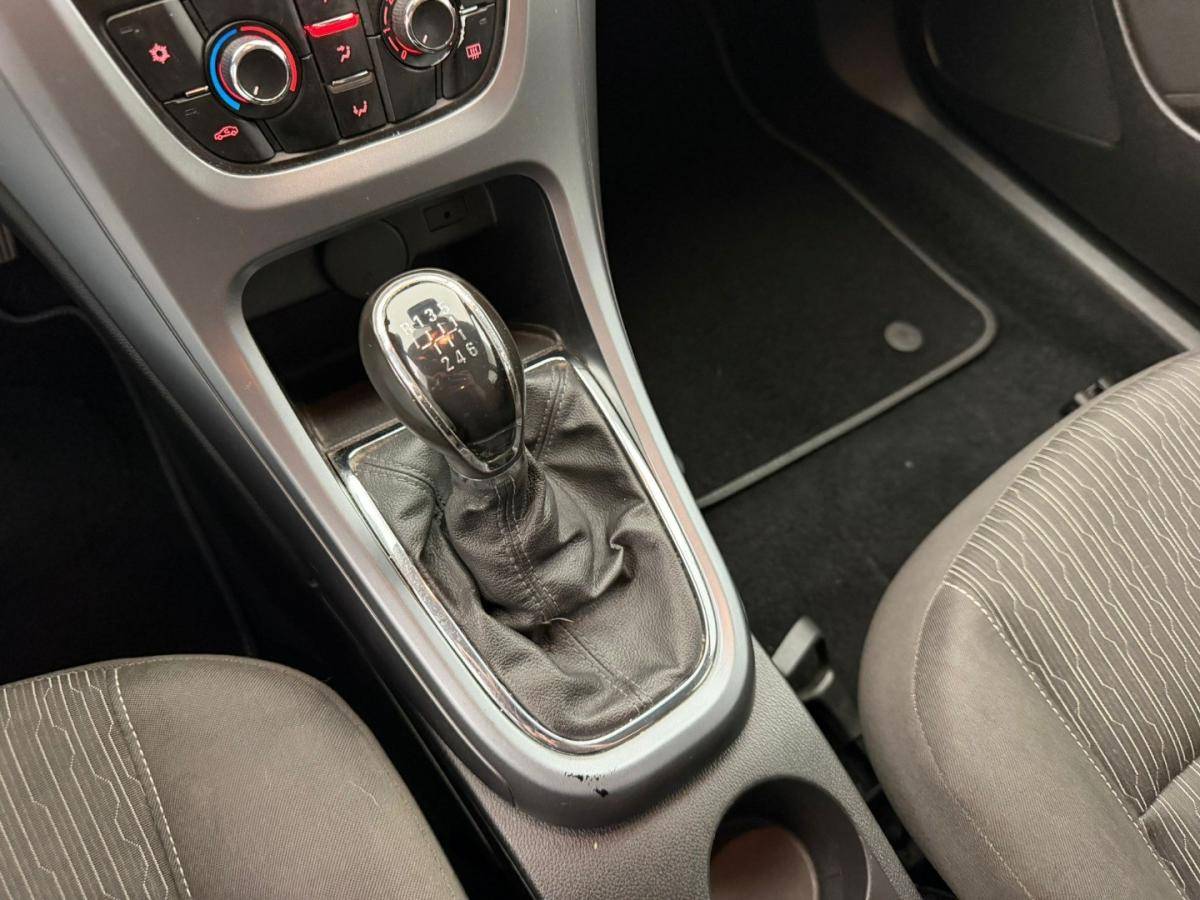 opel-astra-2015-diesel-1598cc