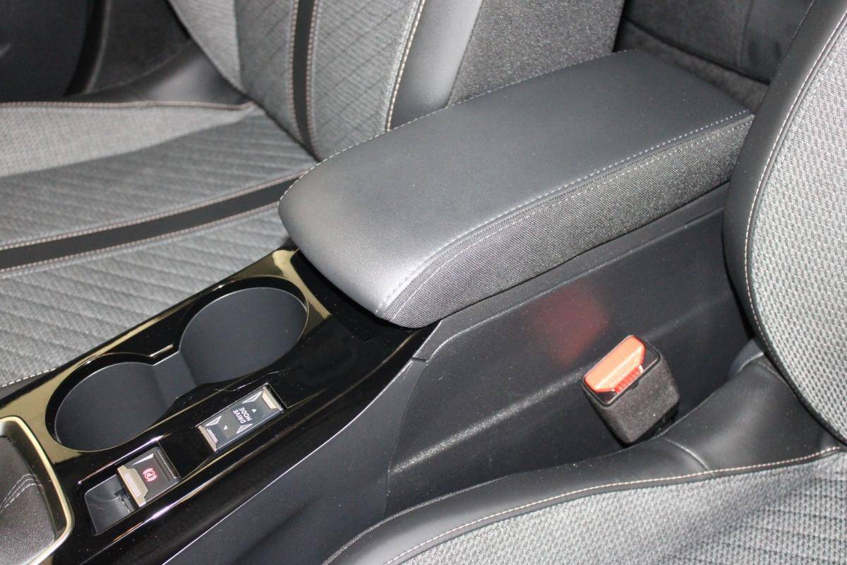 peugeot-208-2025-gasolina-1199cc