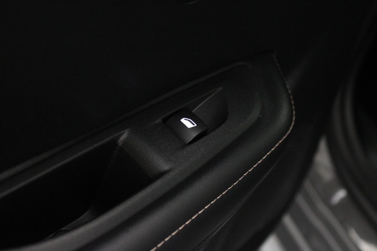 peugeot-208-2025-gasolina-1199cc