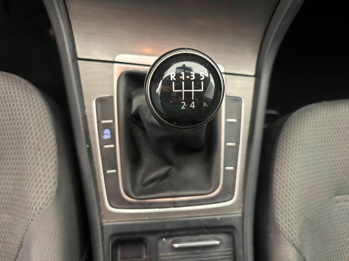 volkswagen-golf-2013-diesel-1598cc