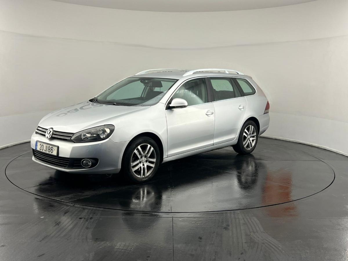 volkswagen-golf-2010-diesel-1598cc