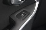 volvo-v40-cross-country-2019-diesel-1969cc