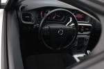 volvo-v40-cross-country-2019-diesel-1969cc