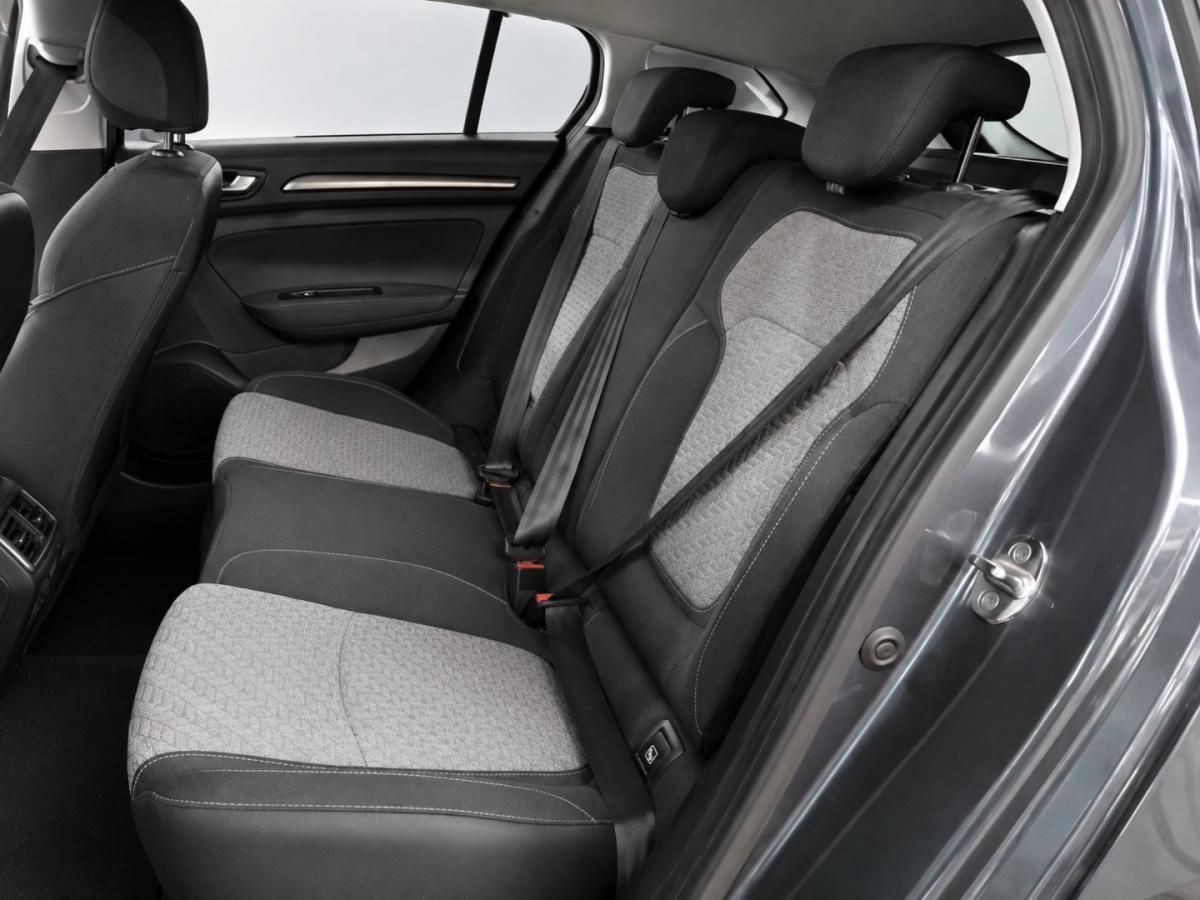 renault-megane-sport-tourer-2022-hibrido-a-gasolina-1598cc
