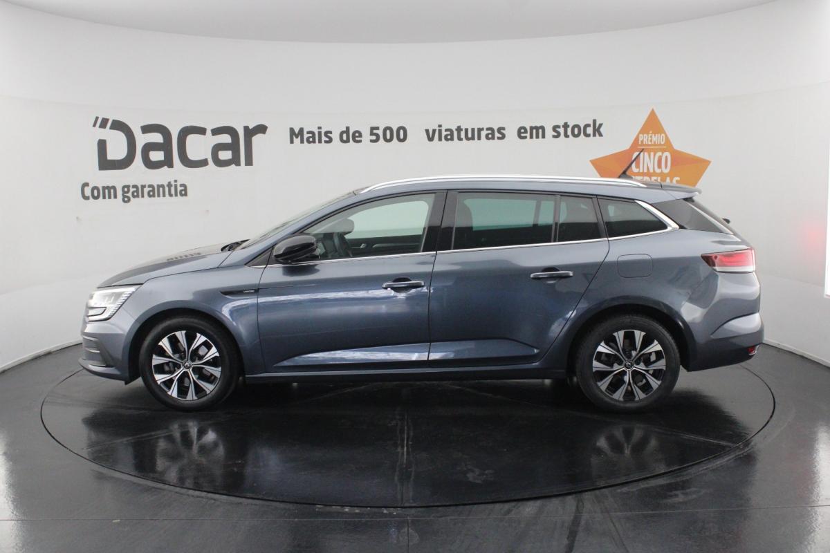 renault-megane-sport-tourer-2022-hibrido-a-gasolina-1598cc
