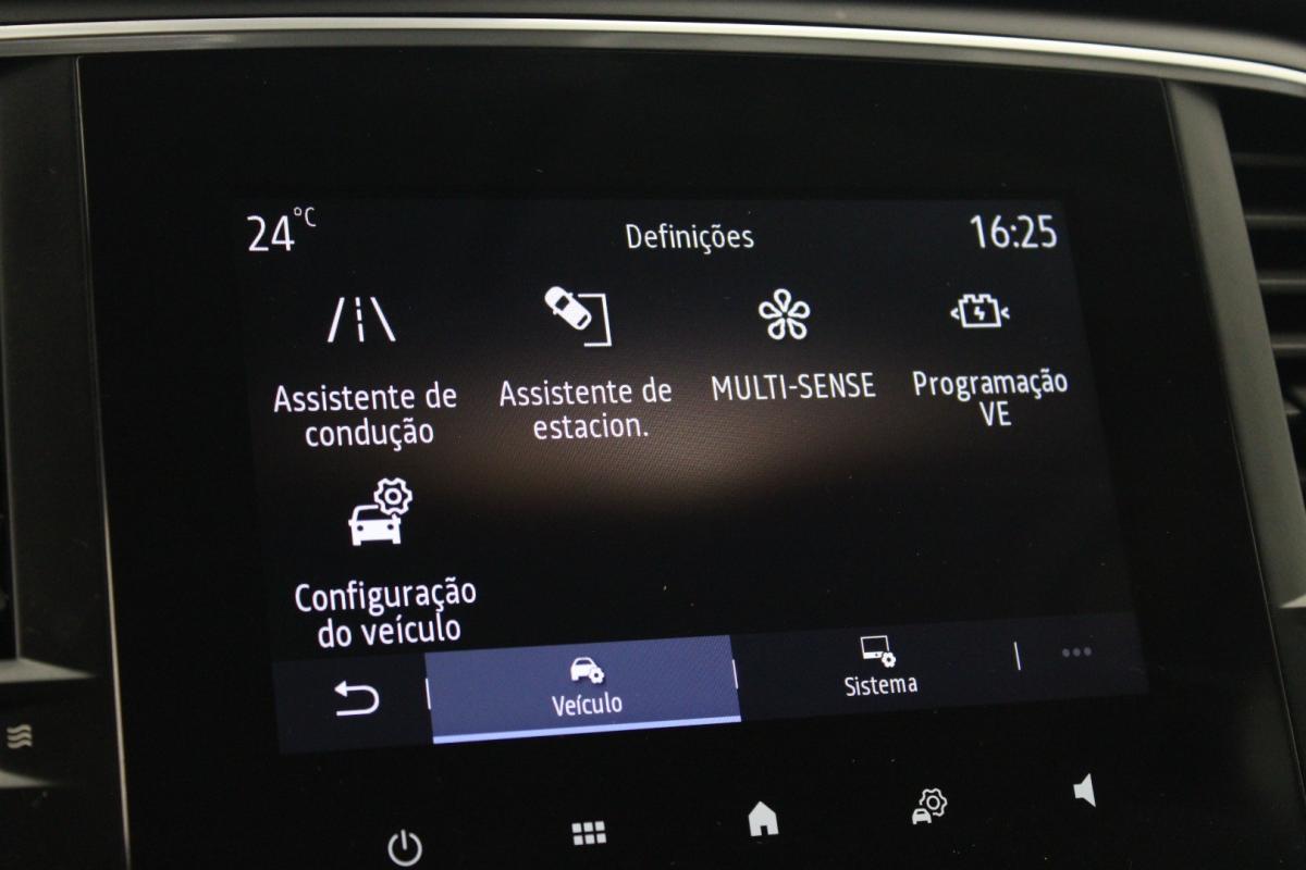 renault-megane-sport-tourer-2022-hibrido-a-gasolina-1598cc