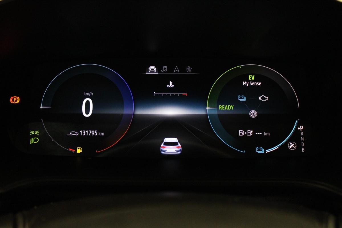 renault-megane-sport-tourer-2022-hibrido-a-gasolina-1598cc
