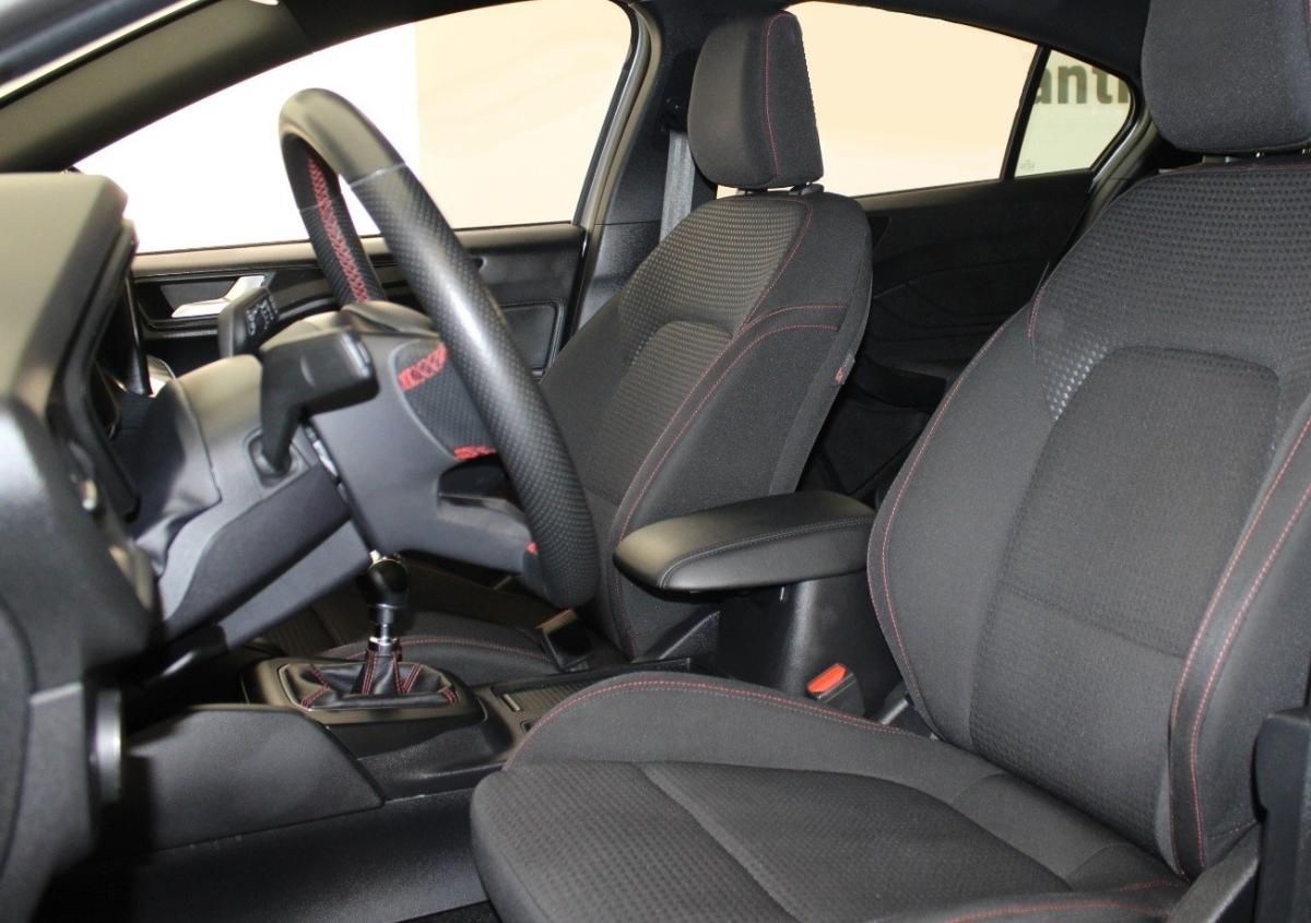 ford-focus-2022-hibrido-a-gasolina-998cc