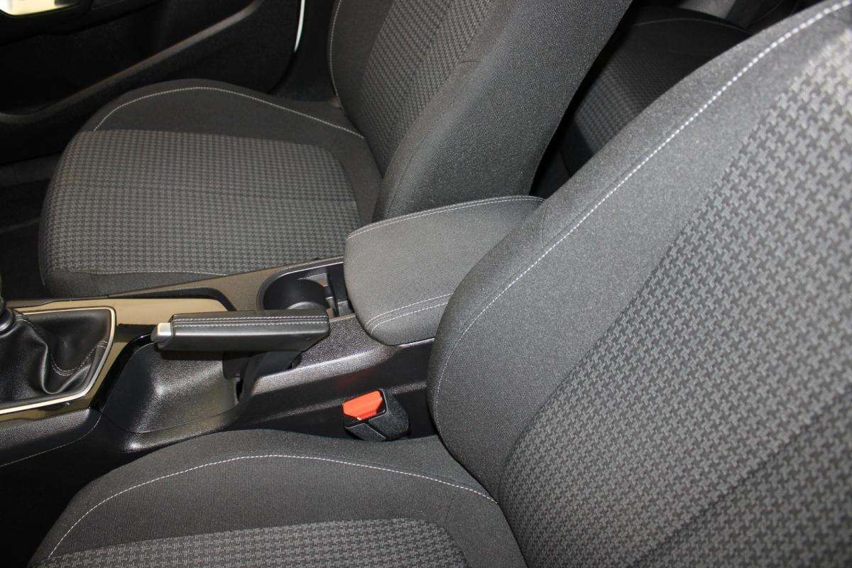 peugeot-308-2019-diesel-1499cc
