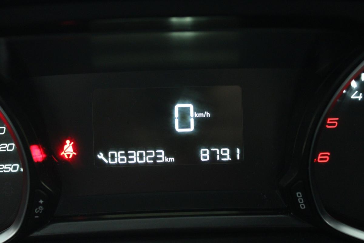 peugeot-308-2019-diesel-1499cc