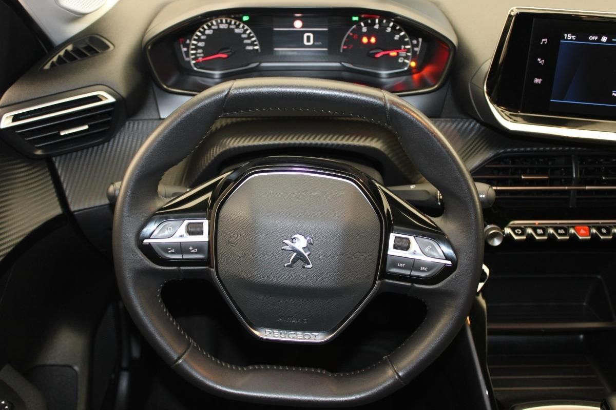 peugeot-208-2023-diesel-1499cc