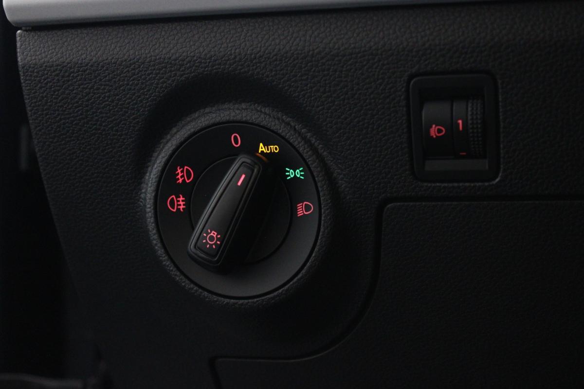seat-ibiza-2023-gasolina-999cc