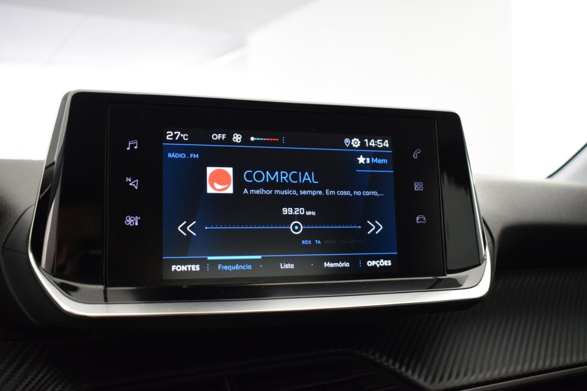 peugeot-208-2021-gasolina-1199cc