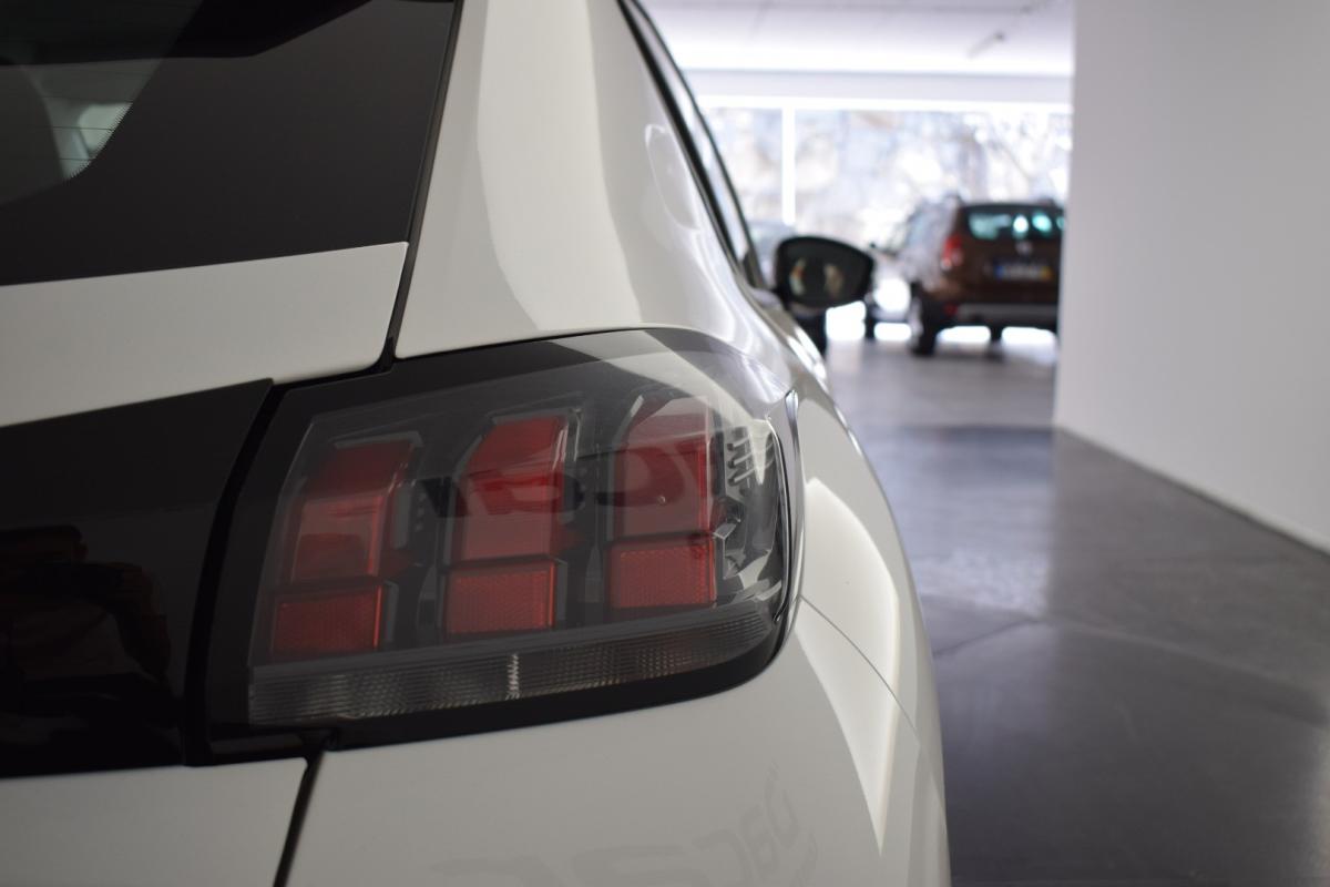 peugeot-208-2021-gasolina-1199cc