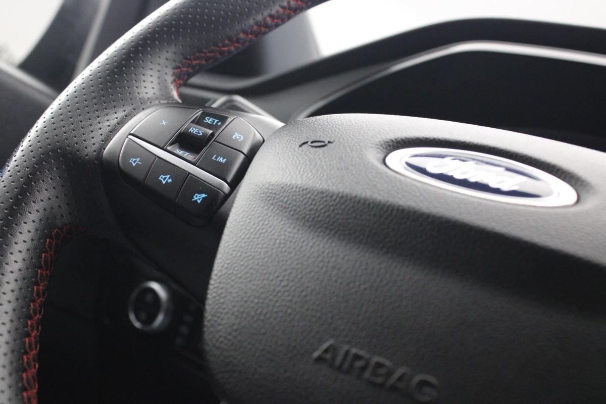 ford-kuga-2022-diesel-1499cc
