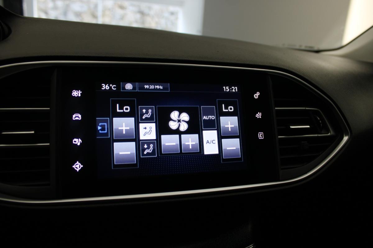 peugeot-308-2017-gasolina-1199cc