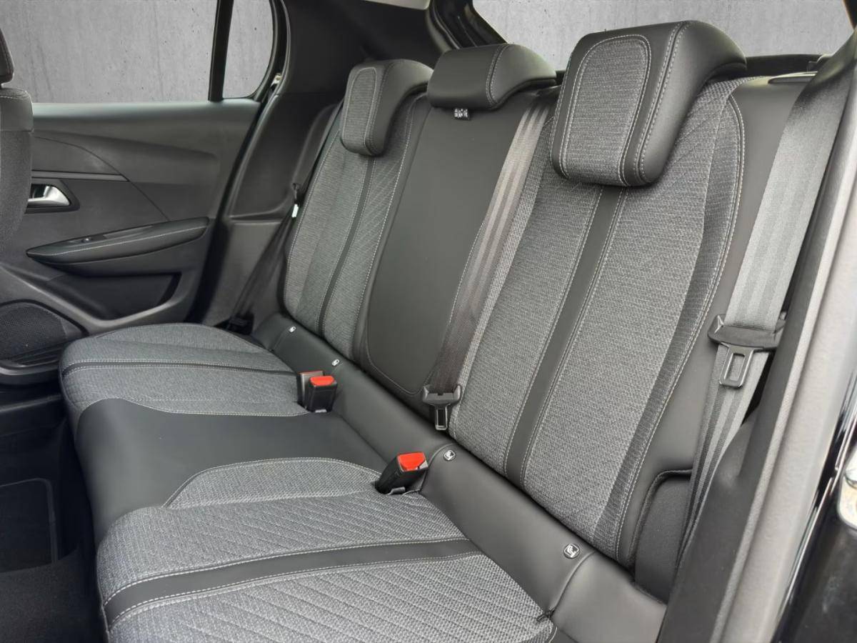 peugeot-208-2025-gasolina-1199cc