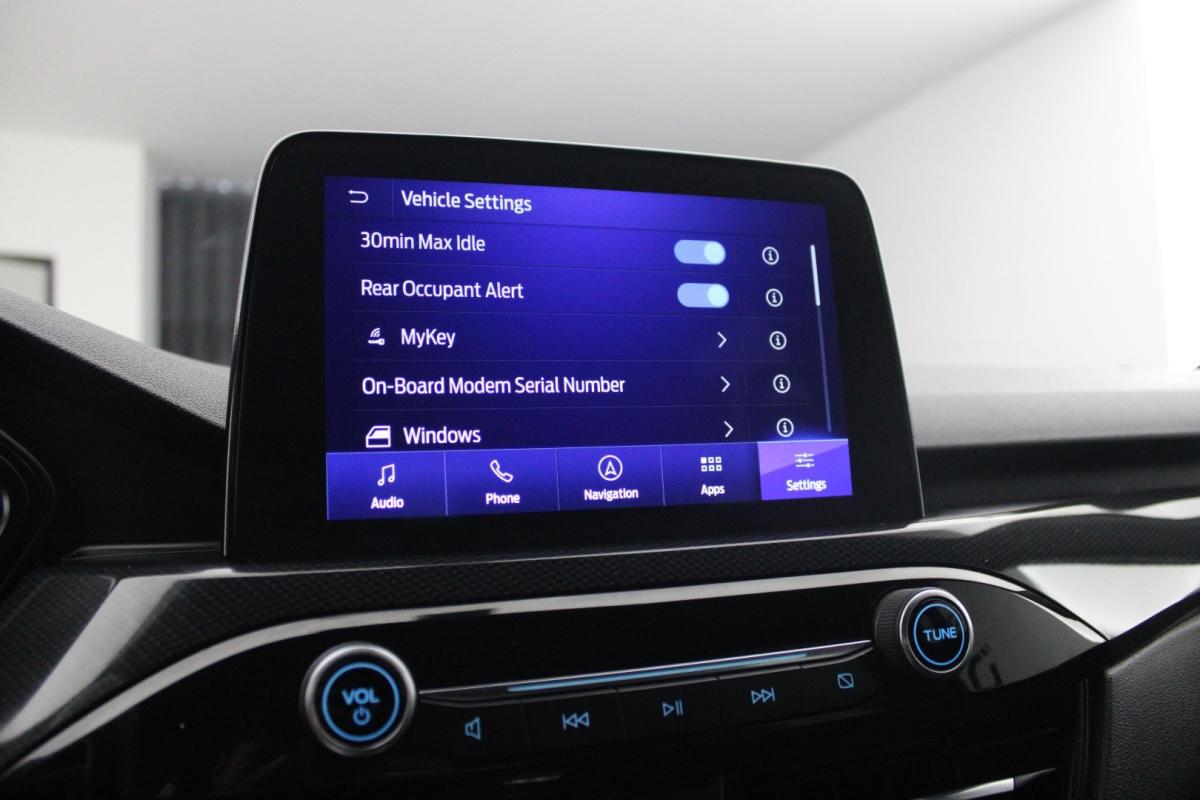 ford-kuga-2022-gasolina-1499cc