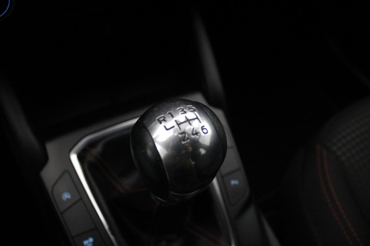 ford-kuga-2022-gasolina-1499cc