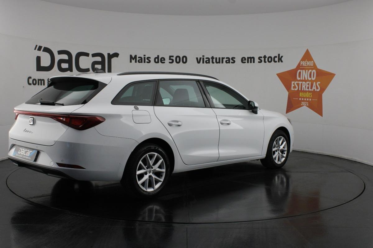 seat-leon-st-2023-gasolina-999cc