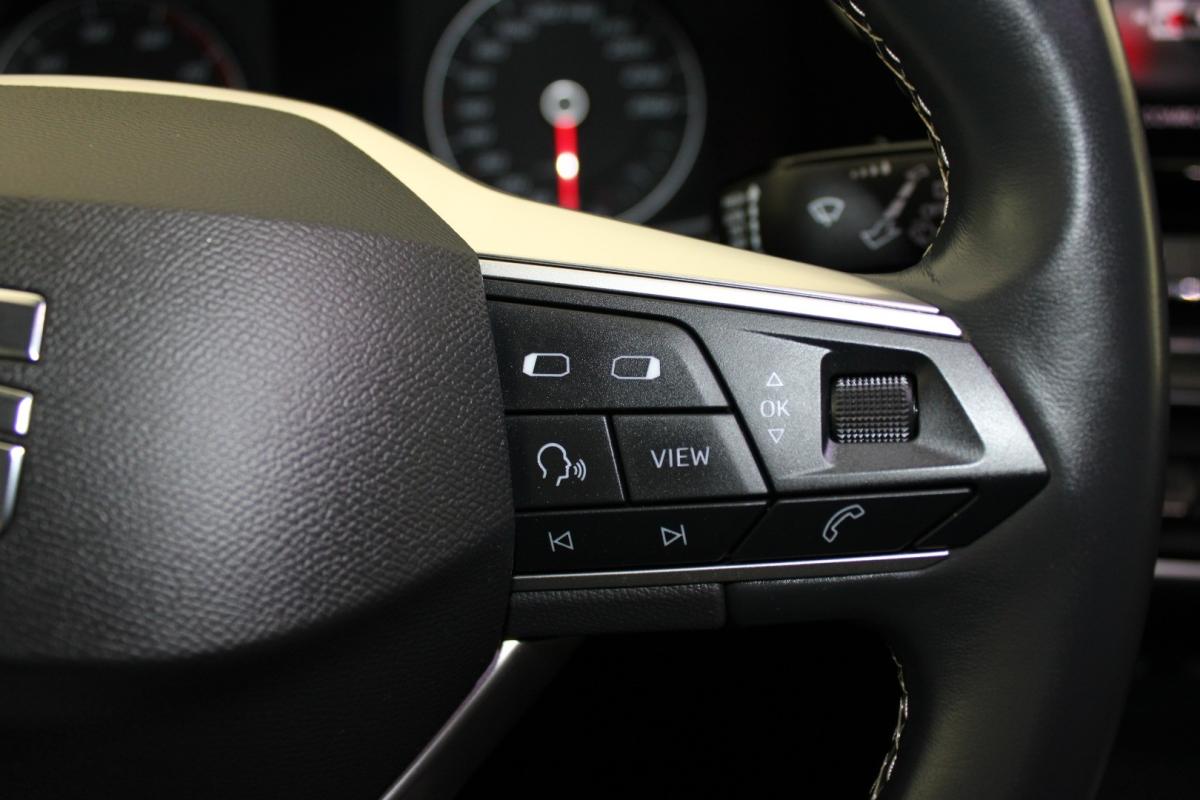 seat-leon-st-2023-gasolina-999cc