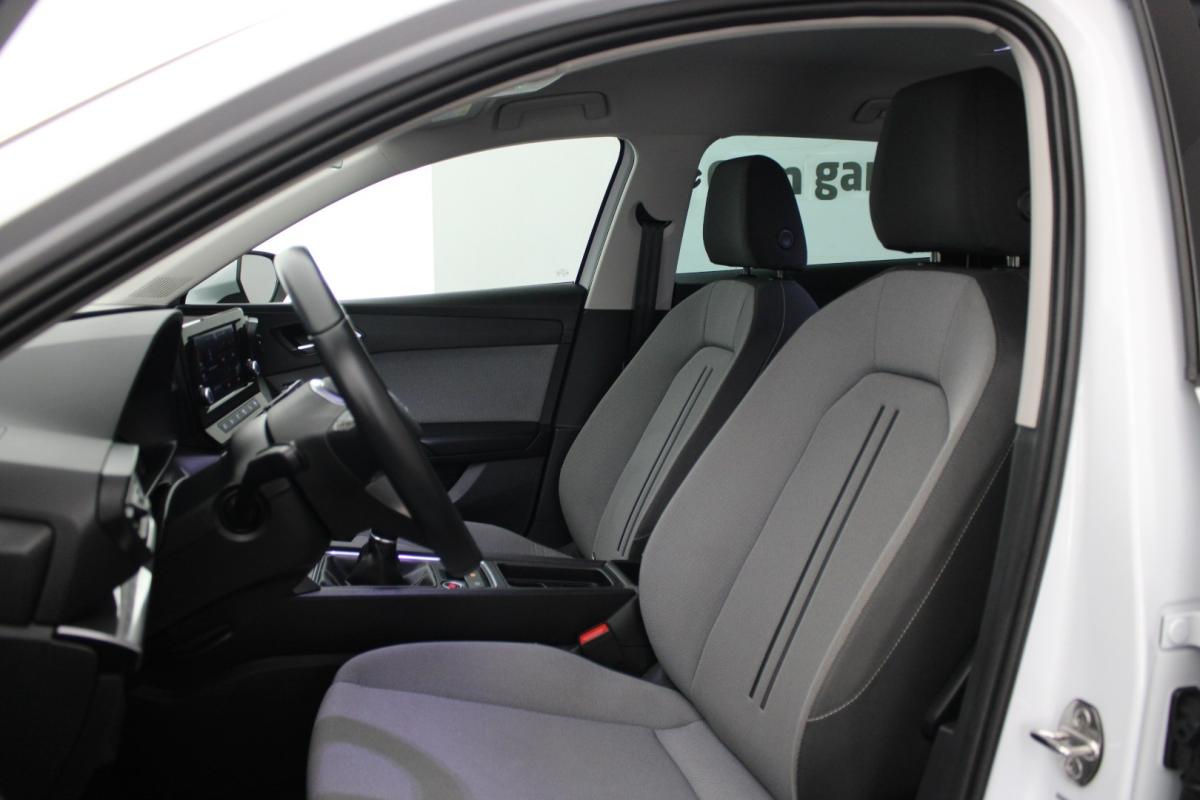 seat-leon-st-2023-gasolina-999cc