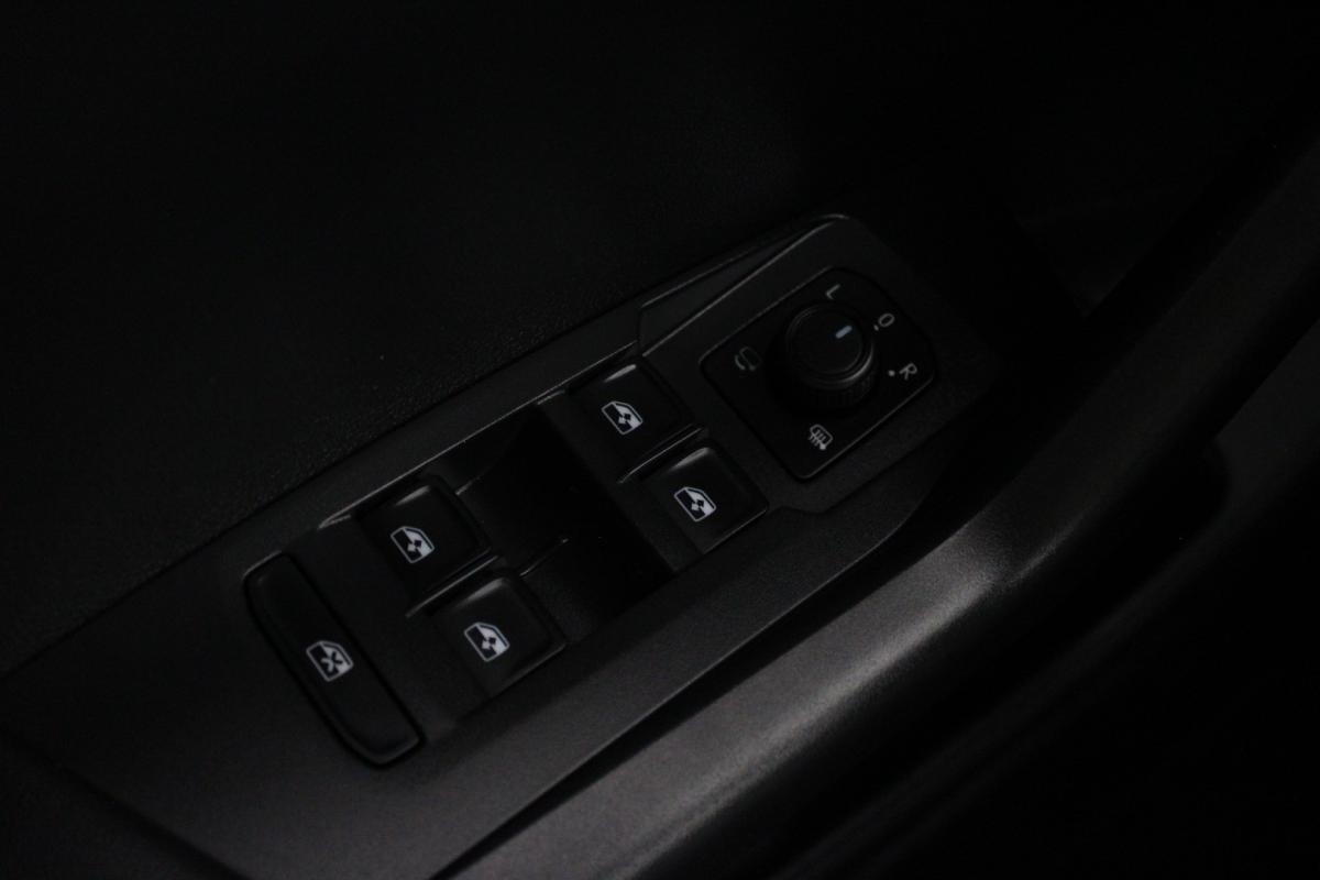 volkswagen-t-cross-2024-gasolina-999cc