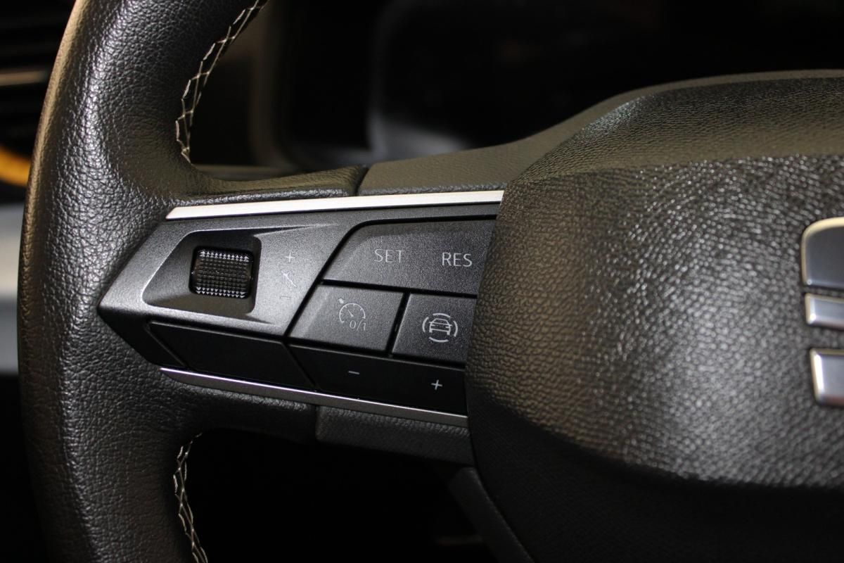 seat-ibiza-2023-gasolina-999cc