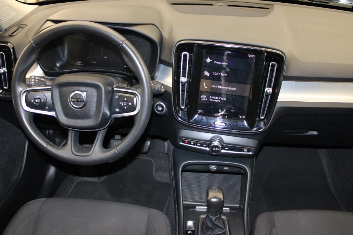 volvo-xc40-2021-gasolina-1477cc